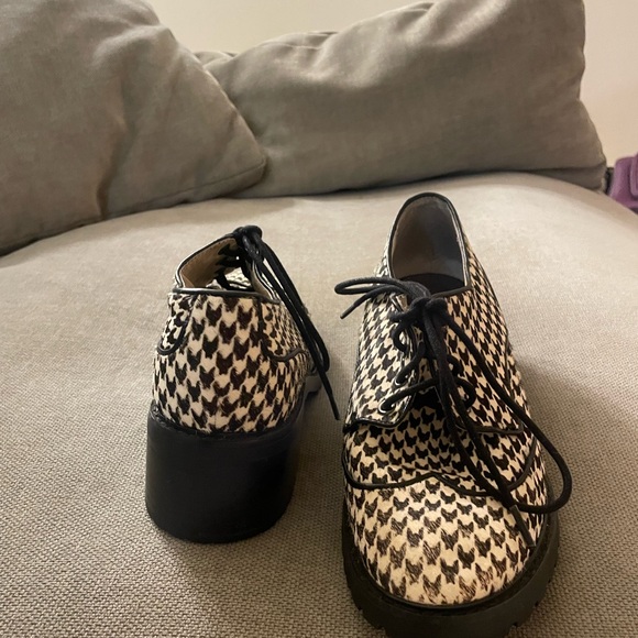 MICHAEL Michael Kors Black and Cream Houndstooth Oxford size 8.5 - Picture 4 of 10